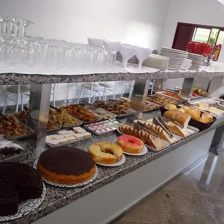 Giroto Hotel Realeza Zewnętrze zdjęcie